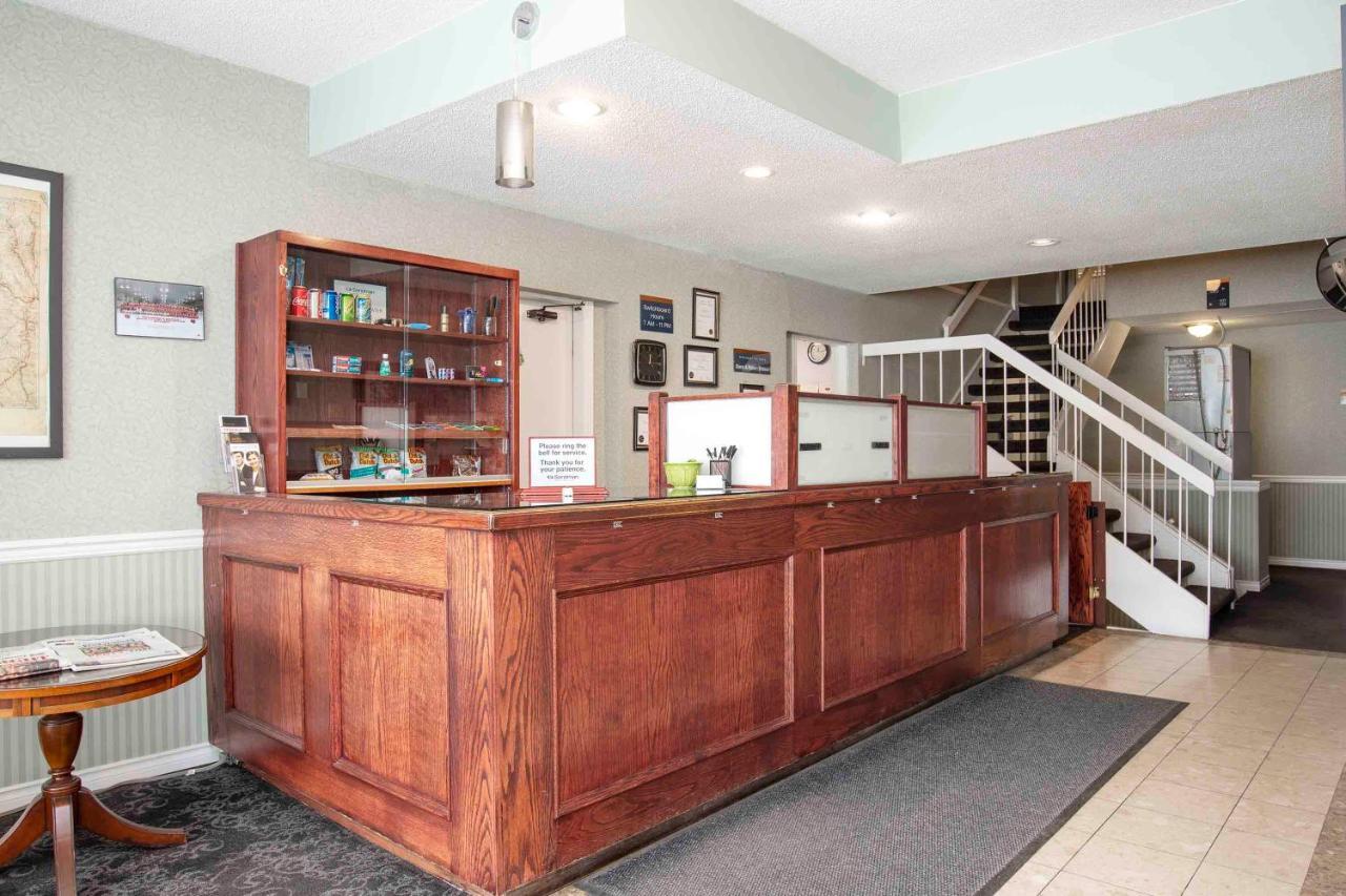 Sandman Inn Princeton Εξωτερικό φωτογραφία